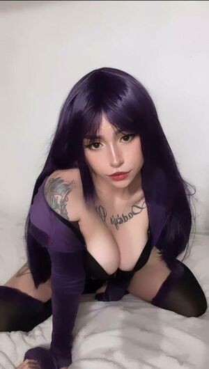 Isabel Rodriguez / saturno_uwur / u140490540