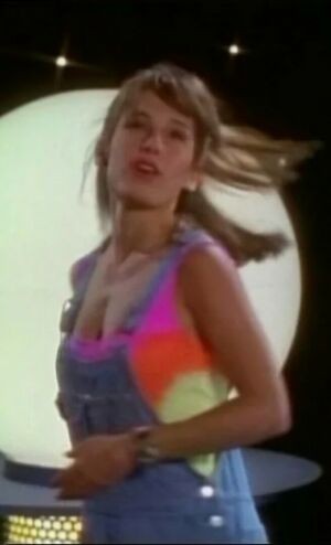 Amy Jo Johnson