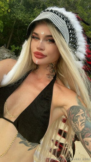 vikki_kikki
