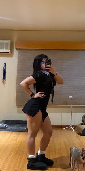Alana Flores