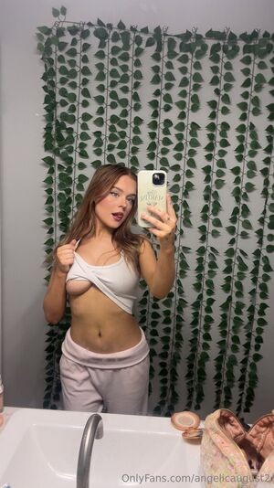paigehayes