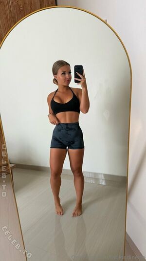 Flavie Vaia
