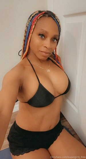 supergirltj_free