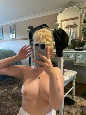 simsyyy__