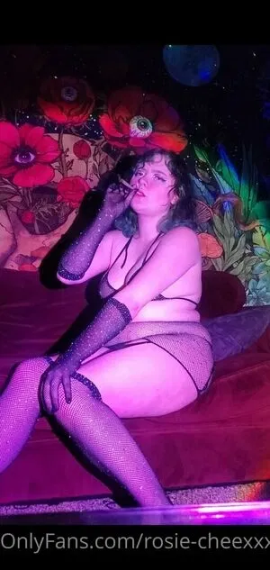 rosie-cheexxx