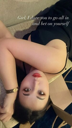 Yurino Hana