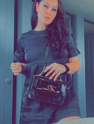 Jenifer Jiggles