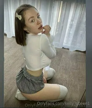 kelly_queen1