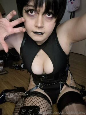 scissorlobotomy