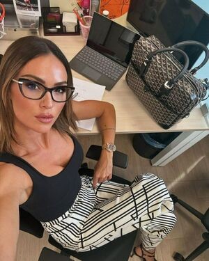 DORA PANTELI / ???? ???????