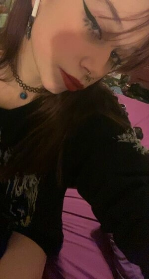 sluttylilypad