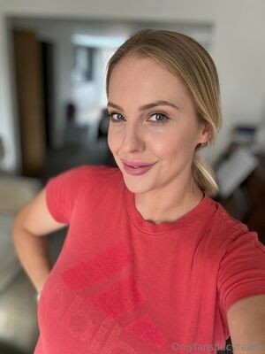 lucy_robinson