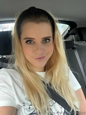 lolabunnyfree