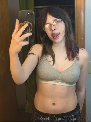 AbbyRoseComet
