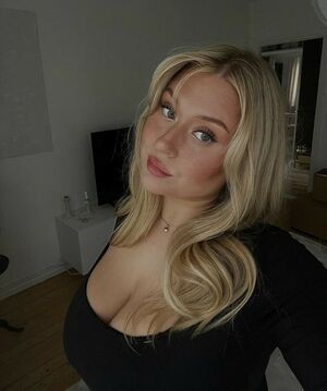 Elin W
