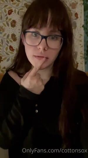 Alicecottonsox