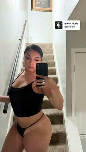 Nelymamiii