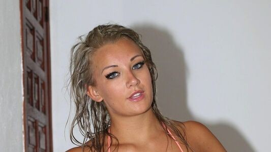 Victoria Vikki Blendell