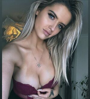 Lizzy Jade Groombridge