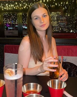 Chloe Louise Thomas