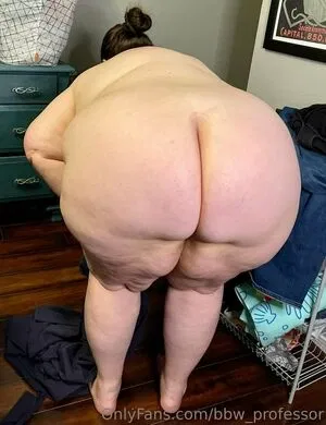 bbw_professor