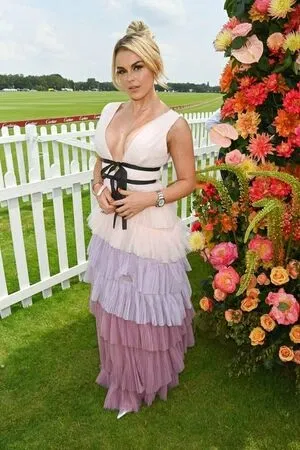 Tallia Storm