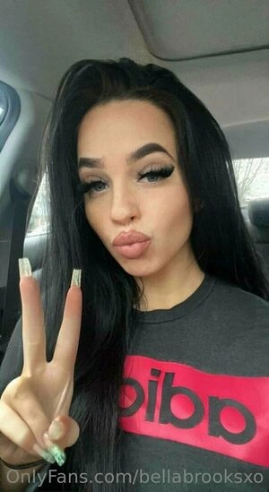bellabrooksxo