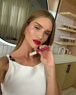 Rosie Huntington-Whiteley
