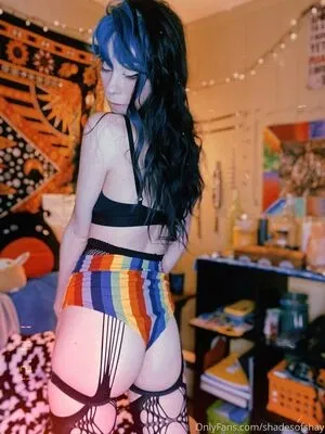 shadesofshay