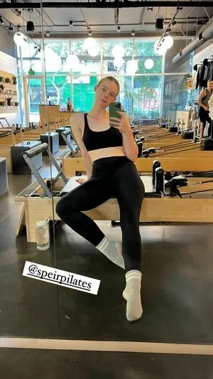 Elle Fanning
