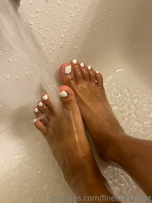fineislandfeet