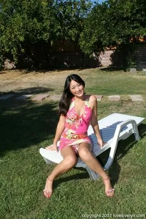 Evelyn Lin