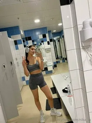 nika_la