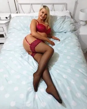 Zandra May