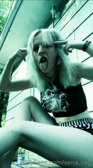 crybaby.labia