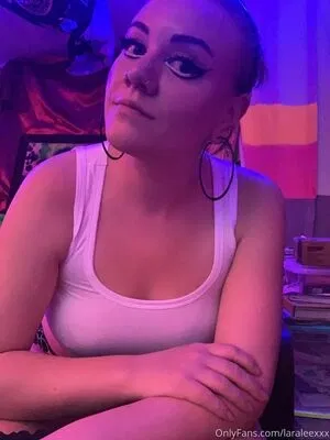 laraleexxx