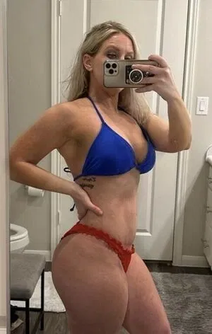 Ashleelyn__
