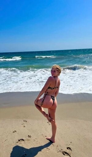 Willow Shields