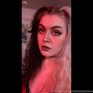 mistressdamiana