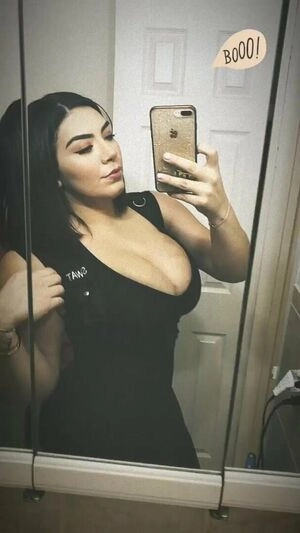 Nicky Nicole