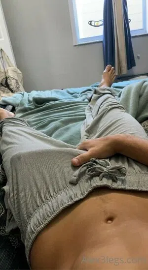 alex3legs