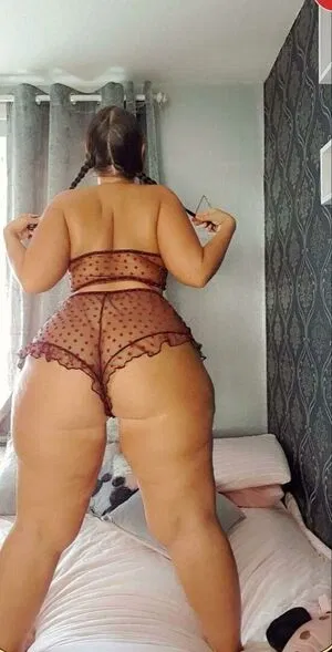 Thicc_curvy_princess