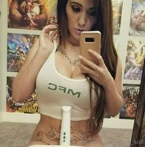 lizzie_lust