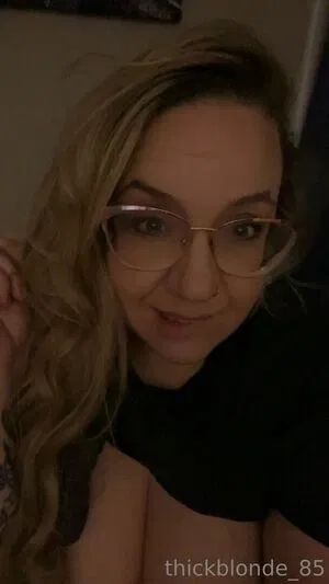 thickblonde_85