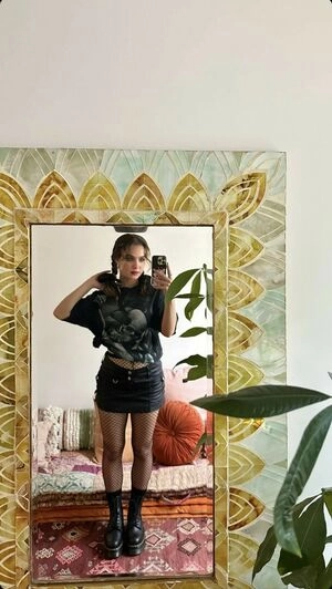 Haley Lu Richardson
