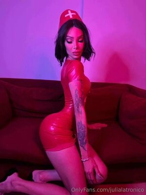 julialatronico