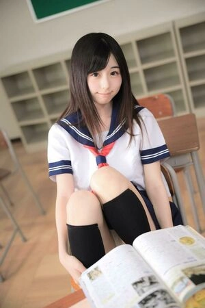 kurita__emi