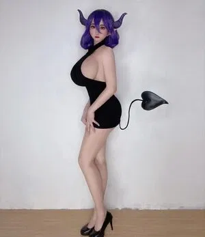 Nicky Cosplay