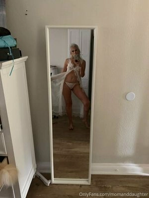 suzieandhannahfree