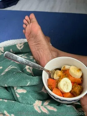 chocolatefeetbabe